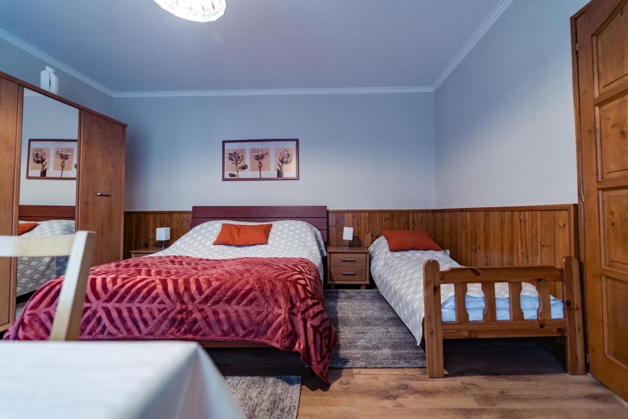 Estike Apartman Gyula Esterno foto